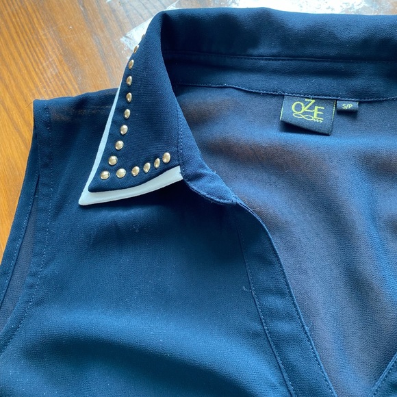 Cute summer blouse, size Small, Oze - Picture 2 of 3